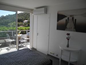 Appartements Residence Le Mas 9 Avenue du Capitaine Ducourneau 83890 Le Lavandou Provence-Alpes-Côte d\'Azur