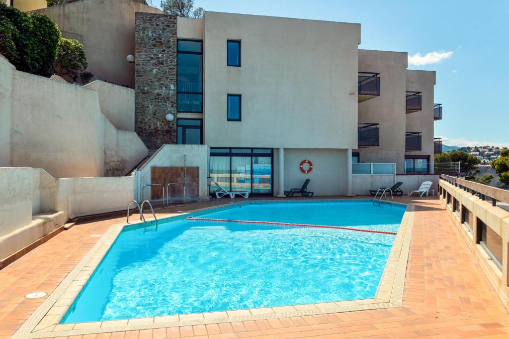 Appartements Residence Les Balcons de Collioure - maeva Home 28 Route de Port-Vendres 66190 Collioure