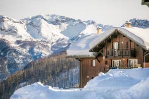 Appartements Residence Les Chalets de Puy Saint Vincent - maeva Home Station 1600-1800 Résidence Les Chalets de Puy Saint Vincent 05290 Puy-Saint-Vincent Provence-Alpes-Côte d\'Azur