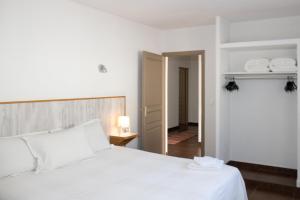 Appartements Residence Monte Cristo rte de pinarello 20144 Sainte-Lucie-de-Porto-Vecchio Corse