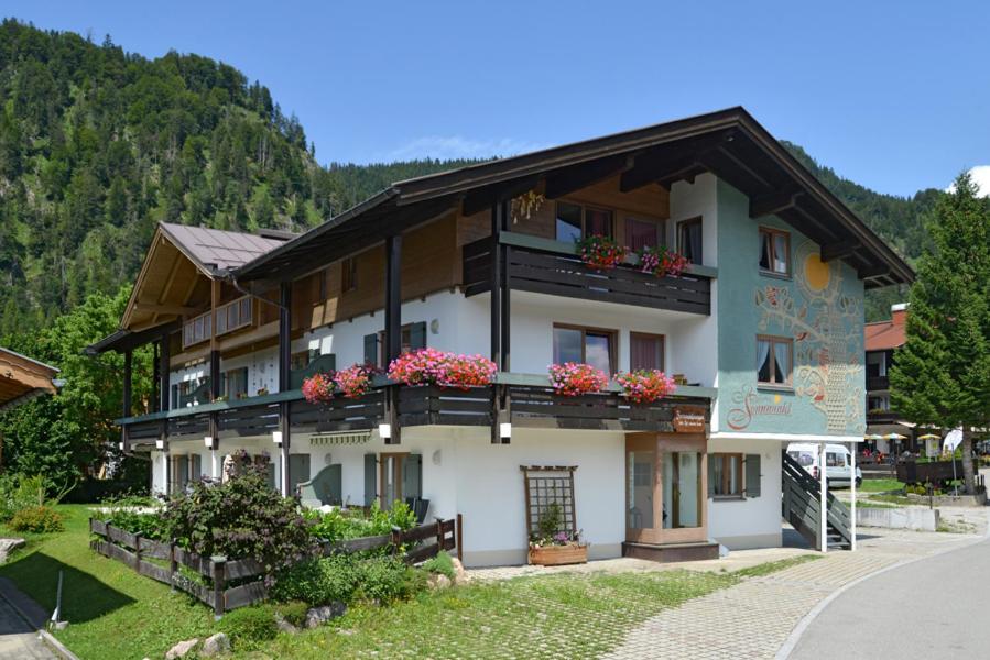 Appartements Residenz Sonnwinkl Kaiserweg 12 83242 Reit im Winkl