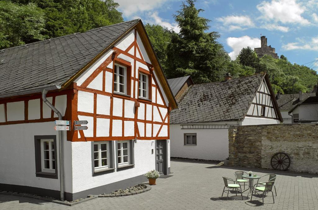 Rhein-Mosel-Ferienhaus Ehrenburgertal 7, 56332 Brodenbach