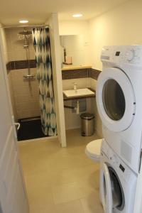 Riders Apartments