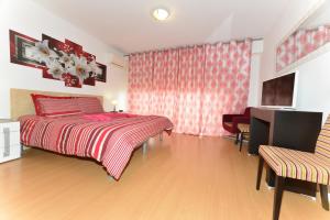 Ruby Red & Atlantic Blue Apartments in Oceano Atlantico