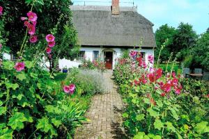 Appartements Ruegen_Fewo 266 Zwei Ferienunterkünfte in der Nähe des Miniaturenparks 18569 Gurtitz Mecklembourg-Poméranie