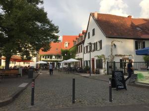 Saarlogis Ferienwohnungen Haus St. Arnual