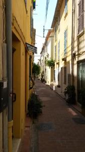 Appartements Safranier Townhouse 17 Rue Du Bas Castelet 06600 Antibes Provence-Alpes-Côte d\'Azur