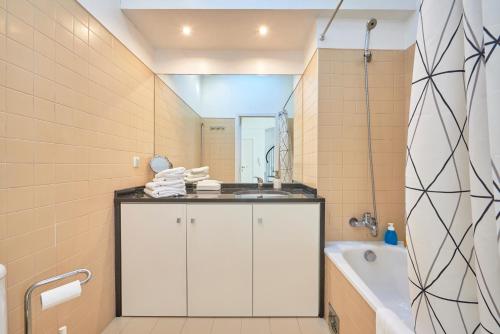 Salgadeiras Suites - Bairro Alto