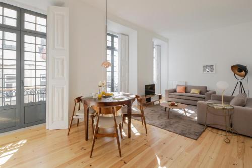 Santa Catarina Apartments by Les Deux Mariettes