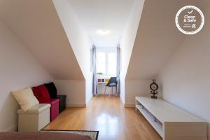 Santa Justa Suites by Homing