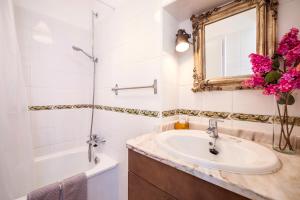 Santos Typical and Cosy Apartments