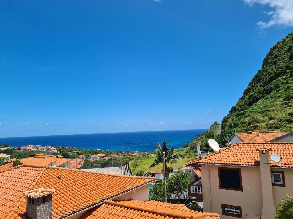 Scenic Comfort Estrada Antonio de Carvalhal 141 I, Madeira, 9240-103 Ponta Delgada