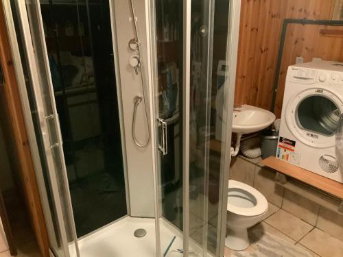 Schöne Wohnung mit Balkon und Kamin
