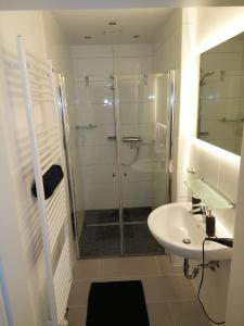 Schönes Apartment mit eigenem Eingang in RE-NORD