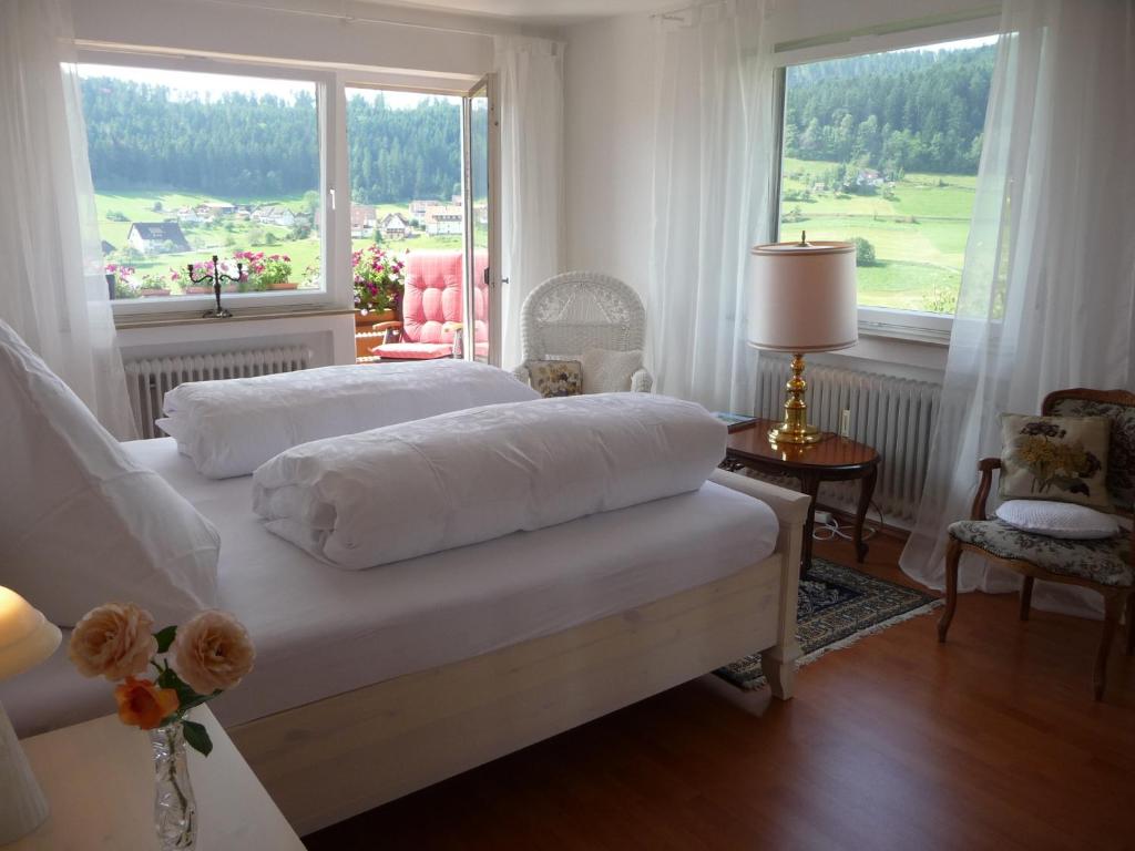 Appartements Schwarzwald-Ferienwohnungen Begert Obere Sonnenhalde 60 72270 Baiersbronn