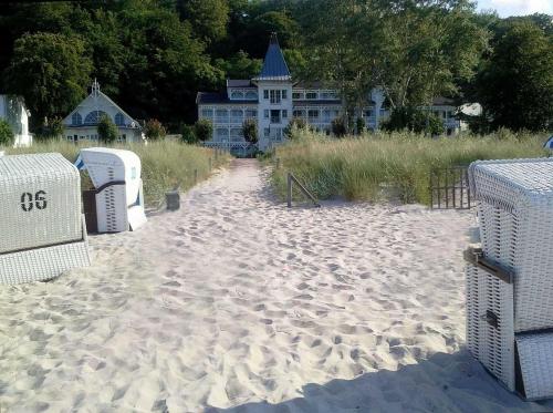 Seeschloss direkt an der Strandpro