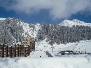 Skissim Select - Résidence Les Glaciers by Travelski