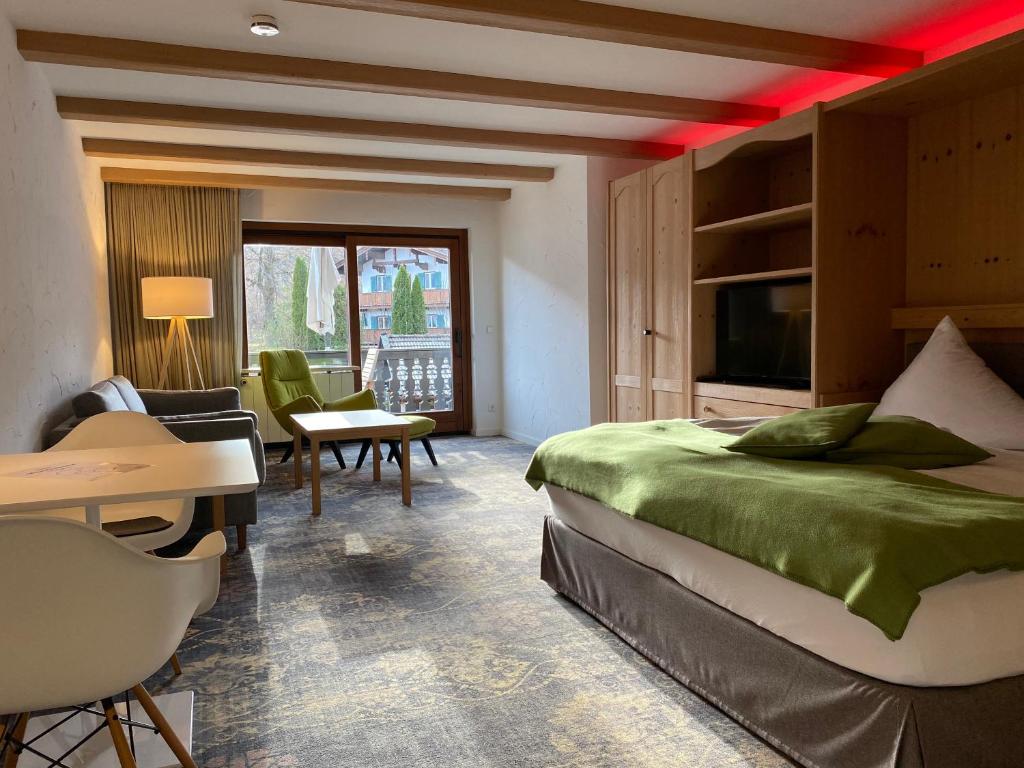 Sonnhof Apartments Tegernsee - zentral, ruhig, perfekt für Urlaub & Arbeit 10 Rathausweg #11, 83707 Bad Wiessee