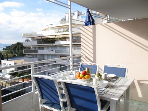 SOPHIES HOMES FÉLIBRIGES BEACH & PALAIS des FESTIVALS