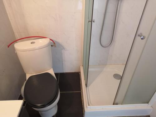 spacieux, top lit, hôte réactif, proche montagne mer, lumineux, bien équipé, agréable, chambre, micro maison et maison, bien regarder