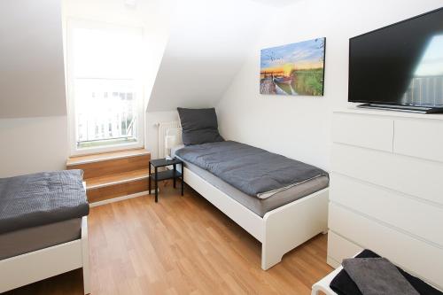 Spacious Apartment with Balcony & WiFi