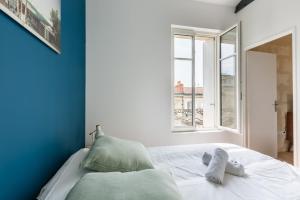 Splendid flat located in the heart of the Chartrons a few steps from Quays