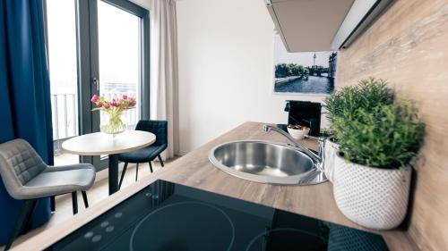 SPREEblau royal mit eigenem Balkon