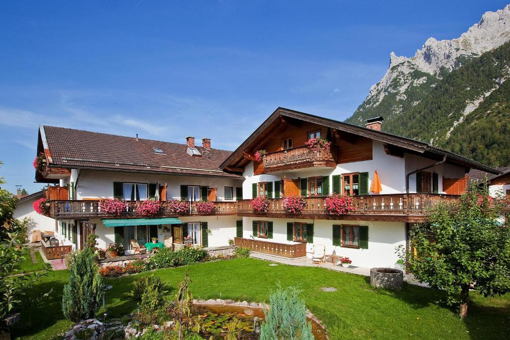 Appartements St-Christoph Mühlenweg 30 82481 Mittenwald