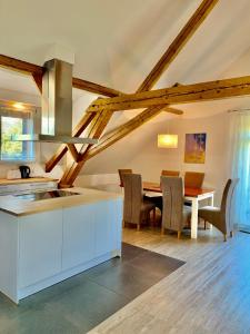 Appartements Stadtvilla mit Pool WALDSHUTER STR. 12 1.Etage 79798 Jestetten Bade-Wurtemberg