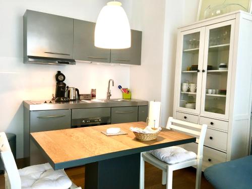 Stein Boardinghouse