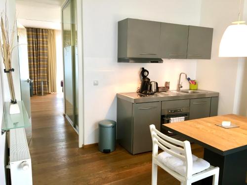 Stein Boardinghouse