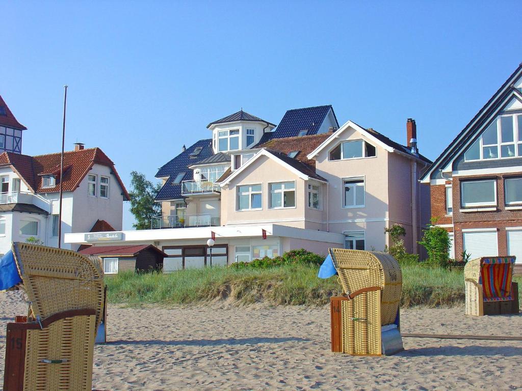 Appartements Strandhaus Brunhild Strandstraße 107 - 109, Timmendorfer Strand / Niendorf / Ostsee 23669 Timmendorfer Strand