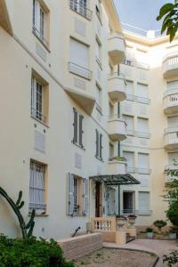 Studio in Antibes with Parking