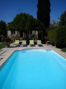 Appartements Studio moderne avec piscine à Aubagne en Provence 119 Traverse de l'Aumône Vieille 13400 Aubagne Provence-Alpes-Côte d\'Azur