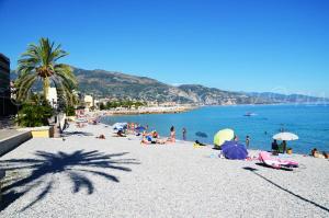 Appartements STUDIO or ONE BEDROOM Avenue de la plage 173 Avenue de la Plage 06190 Roquebrune-Cap-Martin Provence-Alpes-Côte d\'Azur