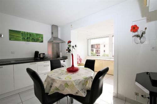 Studio vue sur la Marina