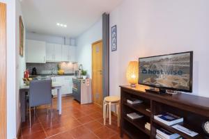Stylish Adorable Flat in Gaia