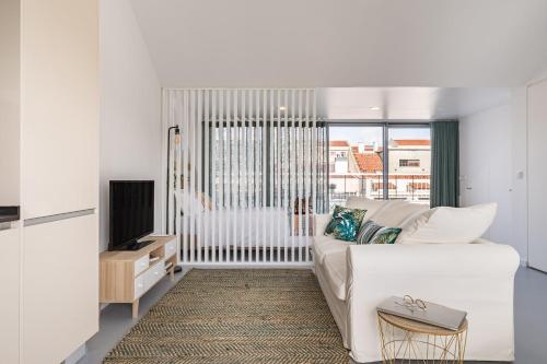 Succeed Campo Pequeno Apartments