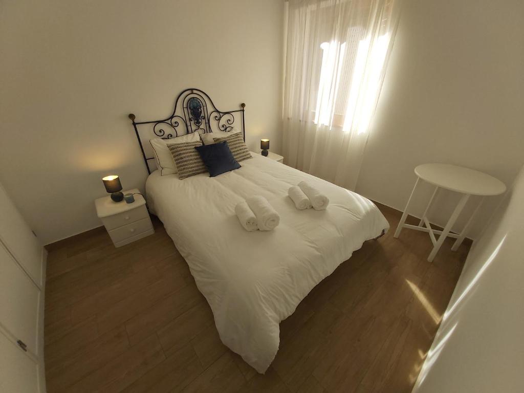 Sun and Beach II AC Wifi 90mts from the Beach Rua Engenheiro José de Bívar Apartamentos Fôz do Arade, 8500-810 Portimão
