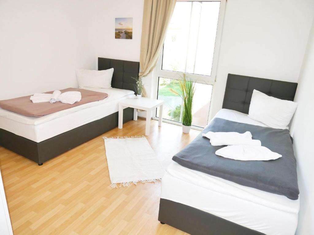 SUNNYHOME Monteurwohnungen und Apartments in Schwandorf 7C Rothlindenstraße, 92421 Schwandorf in Bayern