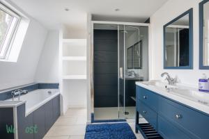 Superbe maison de ville avec Billard et Jacuzzi