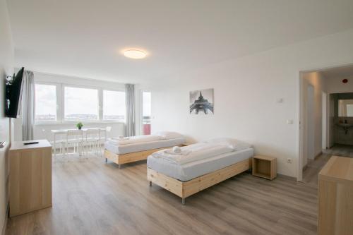 T&K Apartments - Comfortable 3 Room Apartments with Balcony