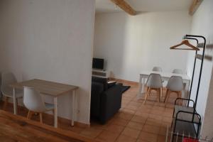 Appartements T3 Lézignan Wilson 16 Rue Paul Bert 11200 Lézignan-Corbières Languedoc-Roussillon