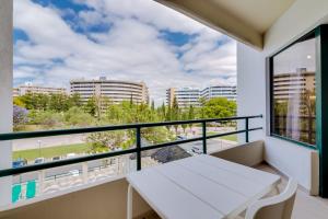 Appartements Tália - Pool & City Center - Vilamoura Praça Tivoli, Edf. Tália, APT 411 8125-438 Vilamoura Algarve