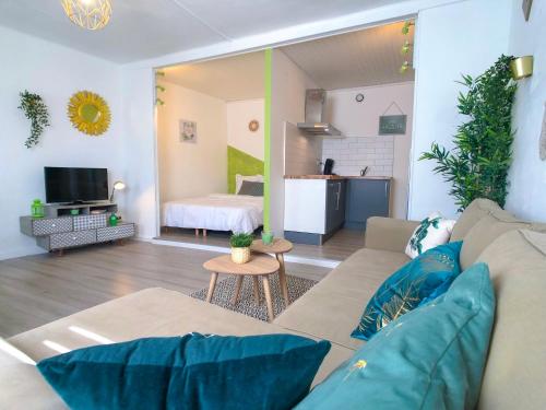 The downtown cosy apartments