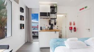 The Jolie Apartments - by the Ocean