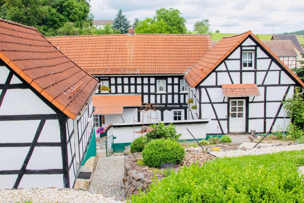 Thüringer Tannenhof Ferienwohnungen 6 Wittchenstein, 07819 Geroda