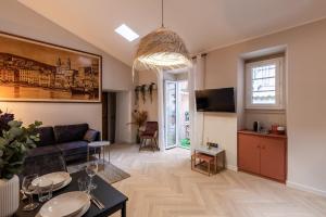 Appartements Tianu : Bastia place du Marché 4 Rue Monseigneur Rigo 20200 Bastia Corse