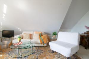 Tolstov Aparments - 1 und 2 Zimmer Wohnungen - 20 Min Messe DUS
