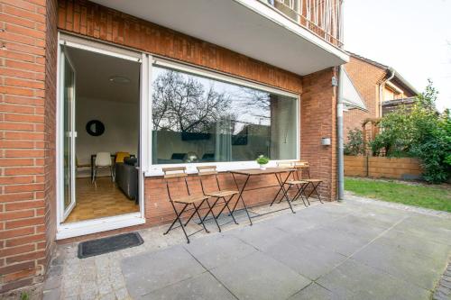 Tolstov Apartments - 1-4 Room Apartments - 20 min DUS Airport & MESSE DUS